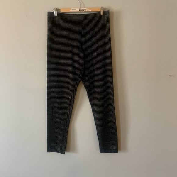 Black and Gold Striped Leggings - Picture 1 of 3